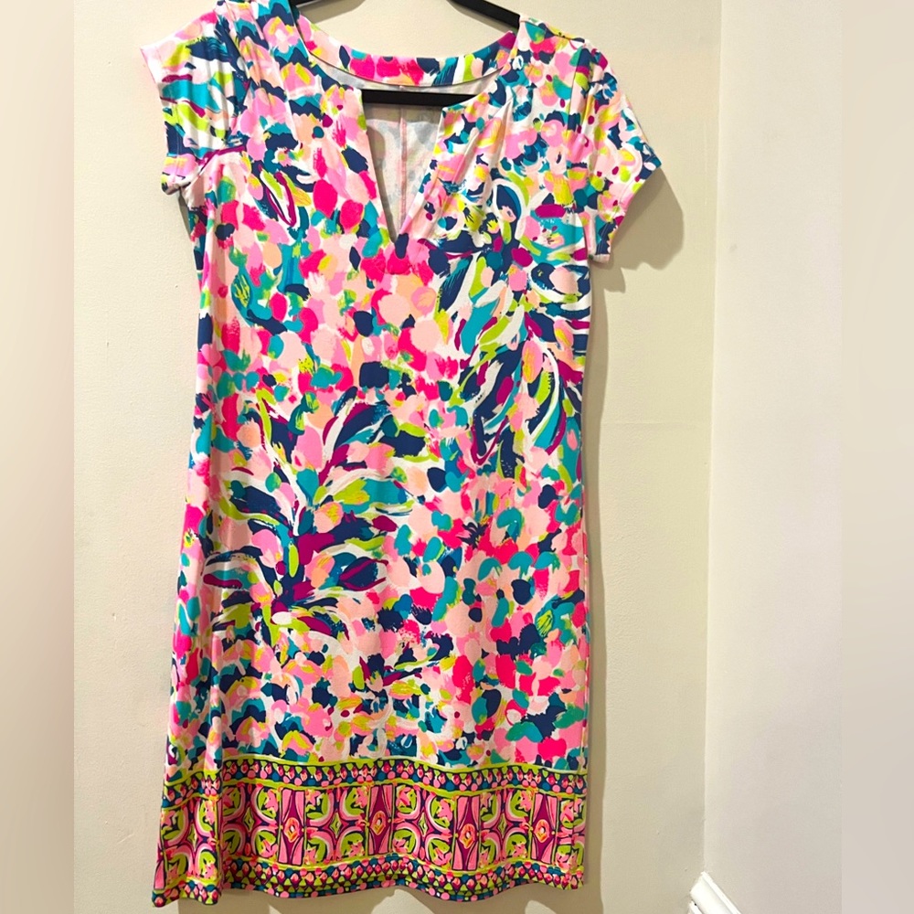 Lilly Pulitzer size Small short sleeve dress